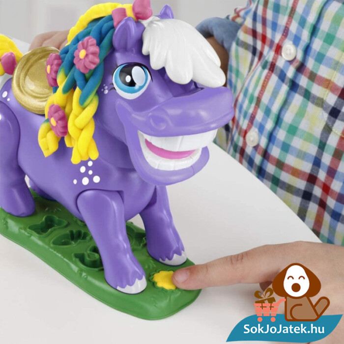 Hasbro, Play-Doh Play-Doh Animal Crew - Naybelle, a rodeó póni gyurmaszett rúgó gombja