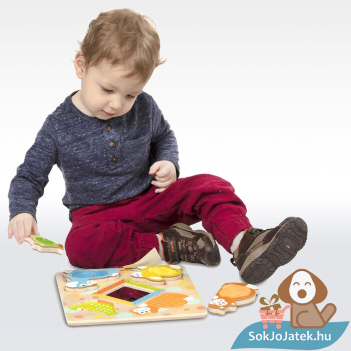 Melissa and Doug játékfejlesztő fajáték tapintós és kukucskáló állatok játék közben