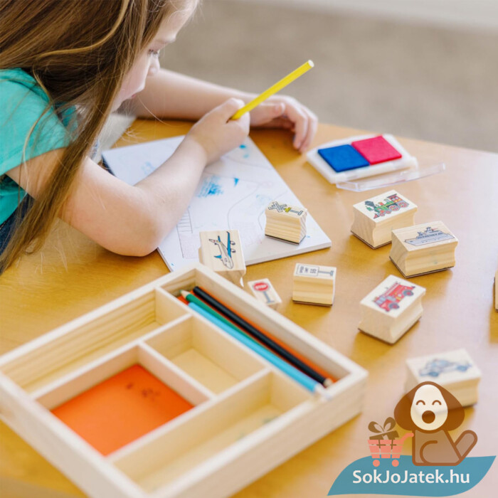 Közlekedés: Kreatív jármű mintás fa nyomdakészlet, ceruzákkal, lányoknak (Melissa & Doug)
