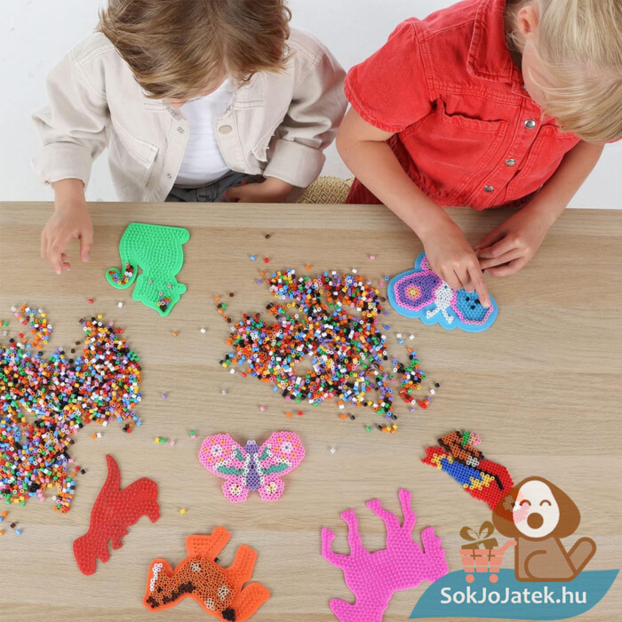 Vasalható gyöngy kreatív játék, játék közben, 3000 db vegyes színes (SES Creative)