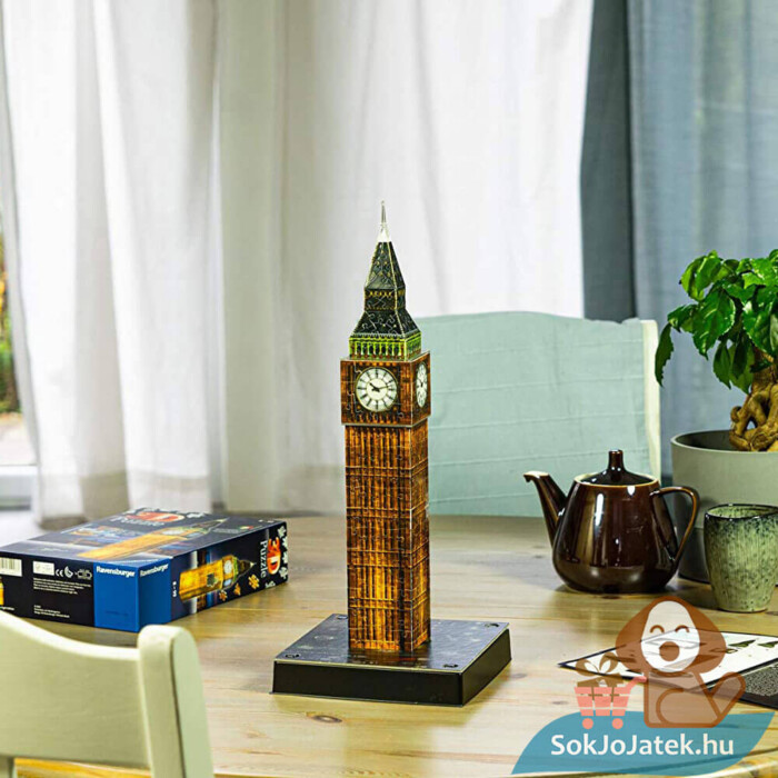 Big Ben, London, 216 db-os 3D puzzle az asztalon (Ravensburger 12554)