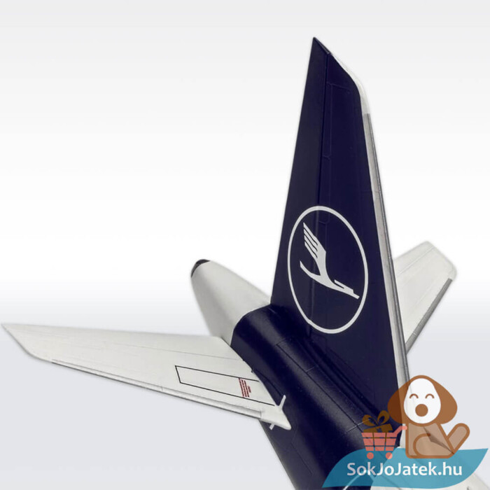 Lufthansa Airbus A320 Neo 1:144 makett készlet farka, festékkel, ragasztóval (Revell 63942)