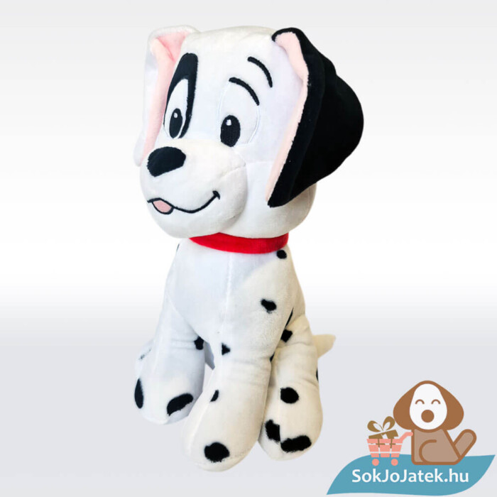 101 kiskutya: Foltos szemű plüss dalmata kutya, fekete fehér füllel, piros nyakörvvel, balról (26 cm)