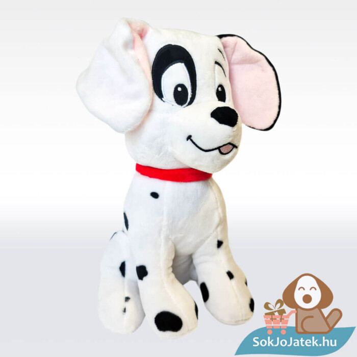 101 kiskutya: Foltos szemű plüss dalmata kutya, fekete fehér füllel, piros nyakörvvel, jobbról (26 cm)